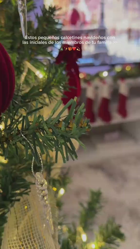 Calcetín Navideño Tejido con Letra – Elige tu Inicial